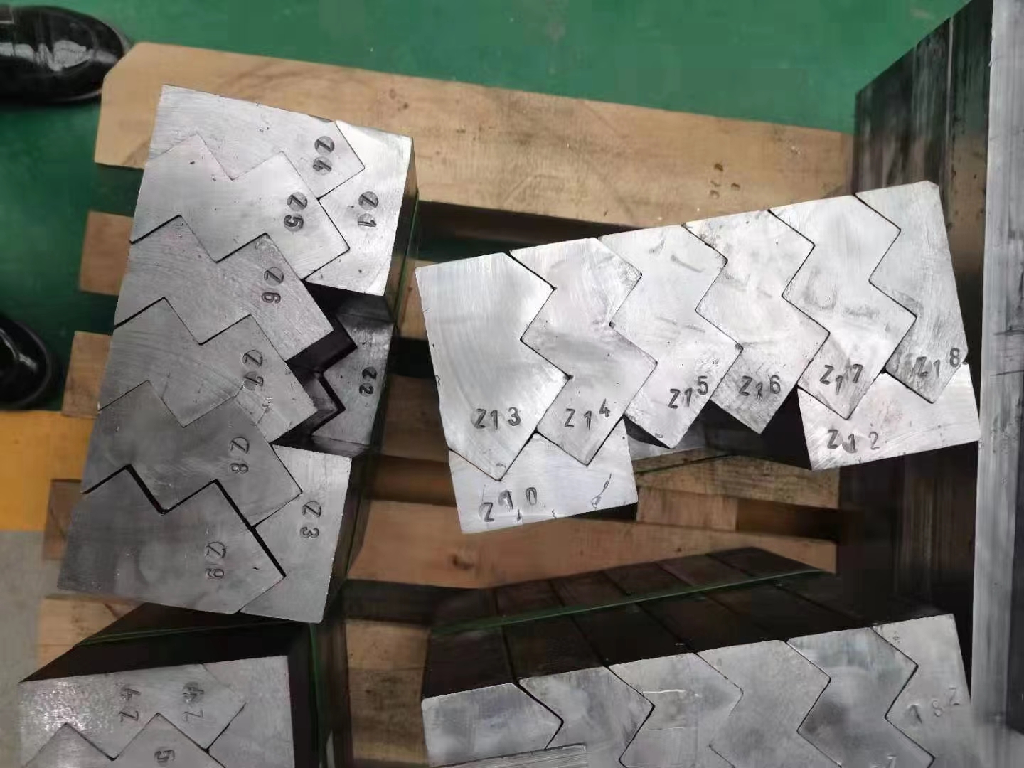 渝中工业配重铅块